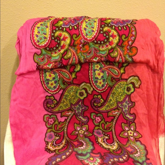 NWT VERA BRADLEY FRINGE SCARF