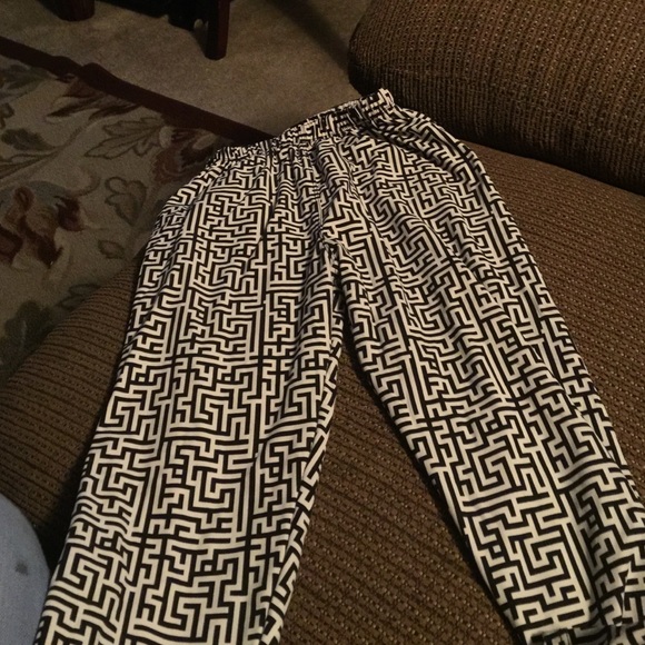 Black and white leggings