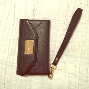 Michael kors iPhone 5 wristlet