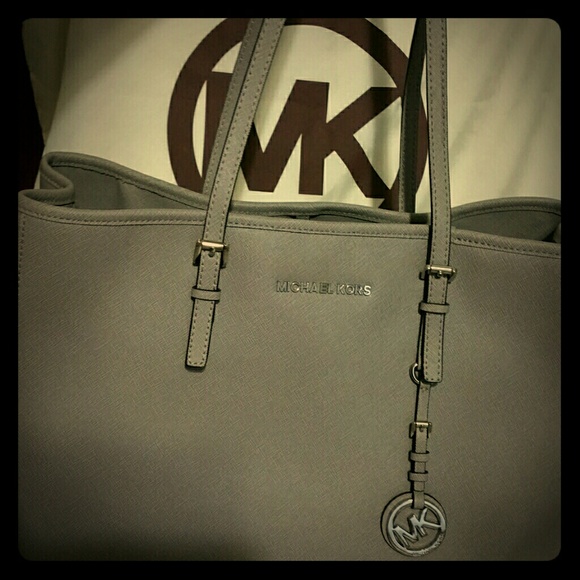 Authentic Tote Bag & Wallet Set. Like New!