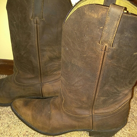 Cowboy boots - Picture 1 of 3