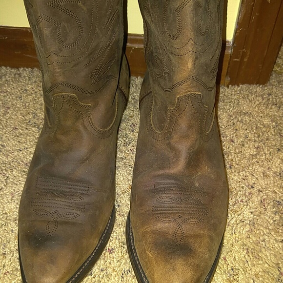 Cowboy boots - Picture 2 of 3