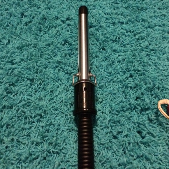 CONAIR CURLING IRON - Picture 4 of 4