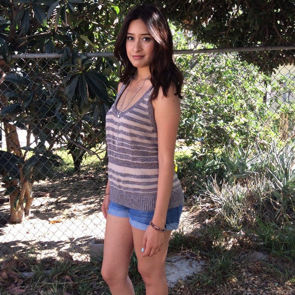 BCBGeneration Knit Top - Picture 3 of 4