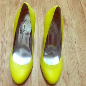 Yellow Jessica Simpson Pumps