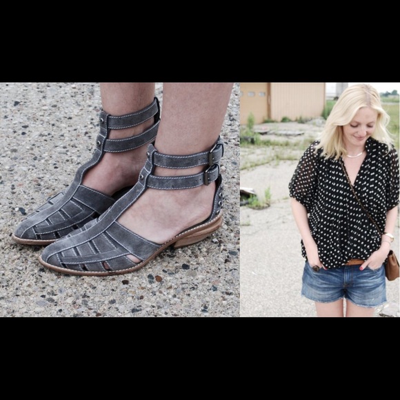 SOLD Alexander wang JAC T bar sandals with studs - Picture 2 of 4