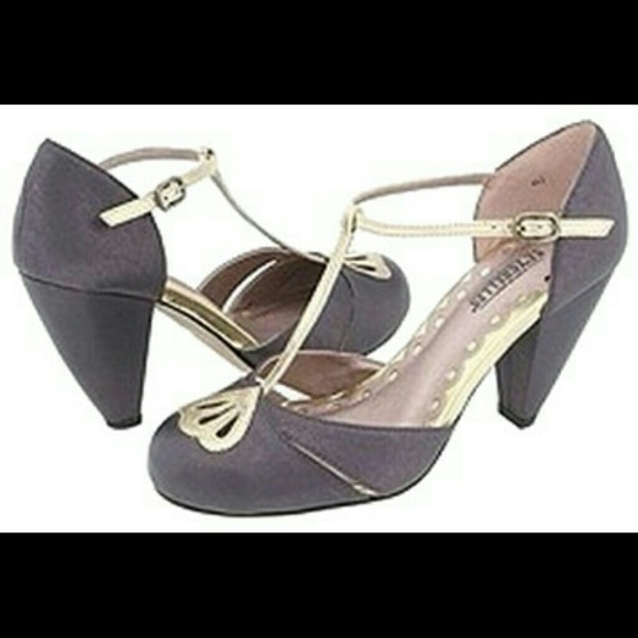 Seychelles Check's in the Mail Purple Pumps