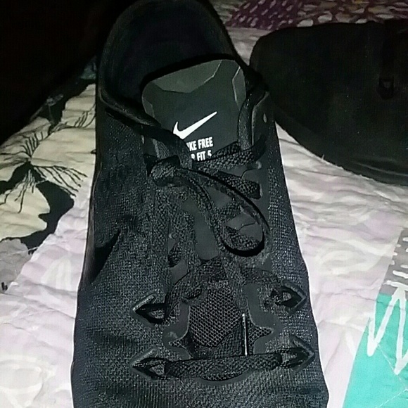 Nike tennishoes