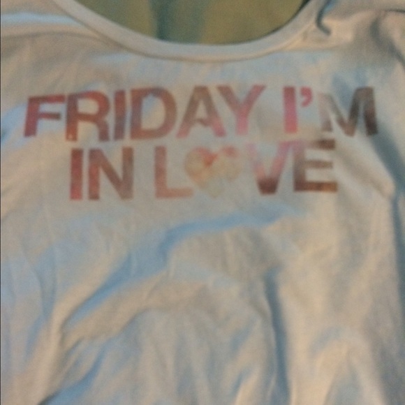 AE FRIDAY IM IN LOVE CROP TOP