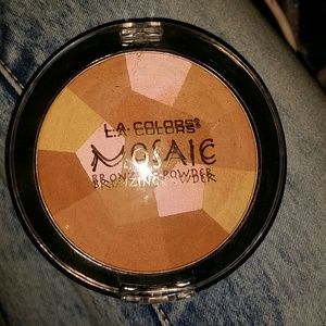 LA colors bronzer
