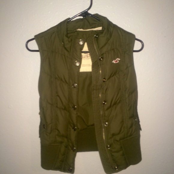 Hollister Vest!