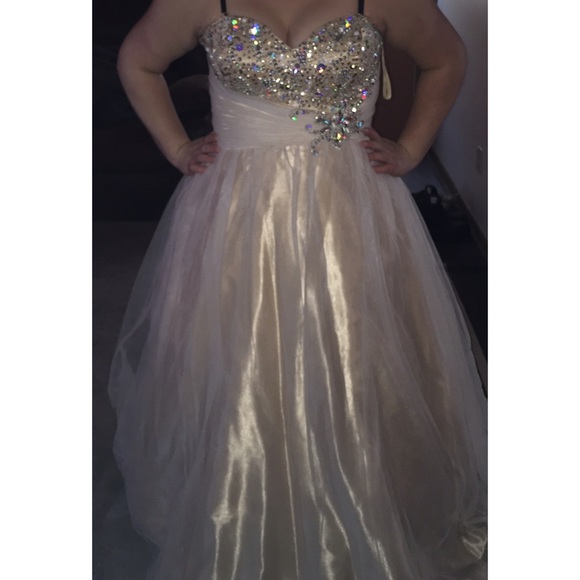 Prom dress
