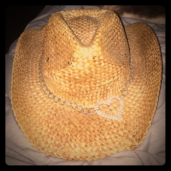 Cowgirl hat with bedazzled heart