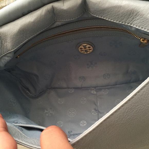 Tory Burch Marion Saddle Bag & Continental Wallet - Picture 2 of 4