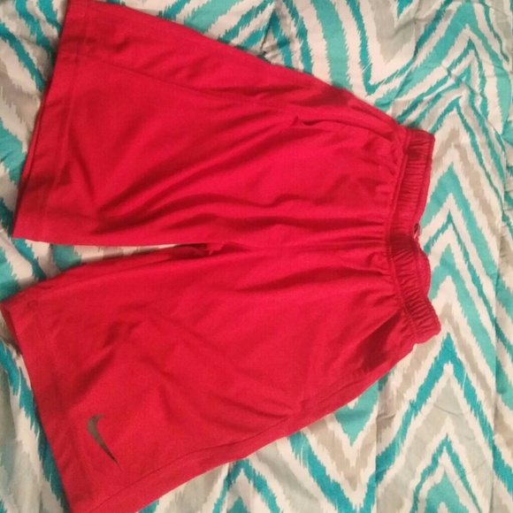 Nike Basketball Shorts - Picture 1 of 3
