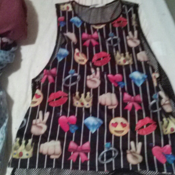 Fish net emoji shirt