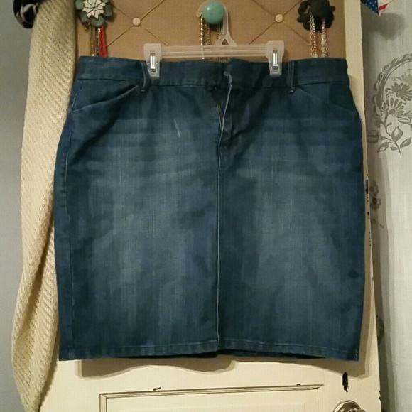 Old Navy skirt