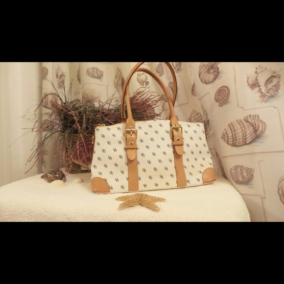 💕SOLD💕Dooney &  Bourke Satchel