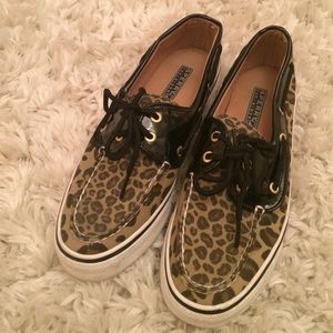 Cheetah printed Sperrys