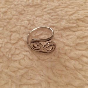 Swirl ring💍
