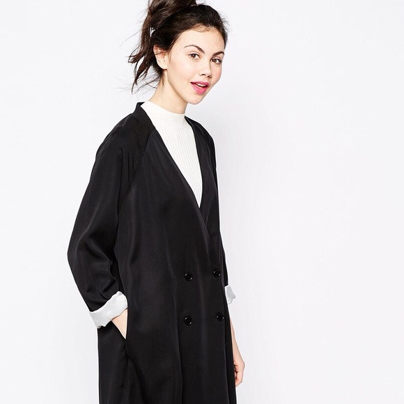 monki trench