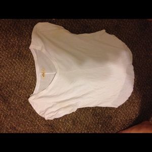 hollister neck size small