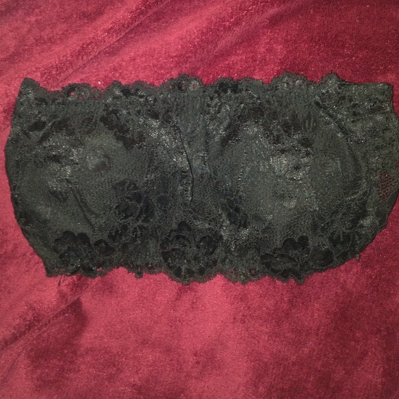 Black Lace Bandeau - Picture 3 of 3