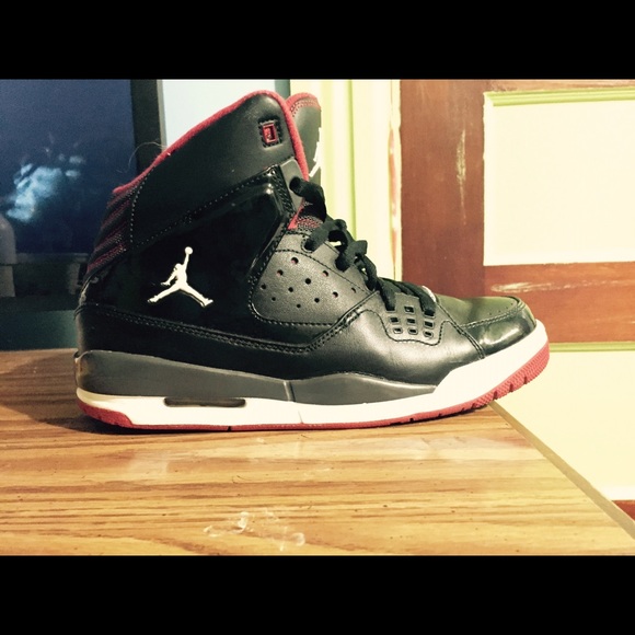Flight Jordans - Picture 3 of 4