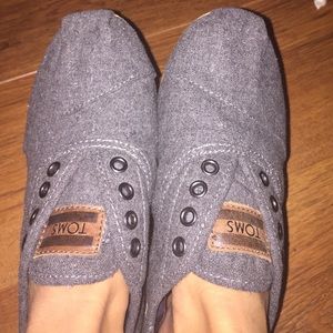 Grey TOMS size 8 women