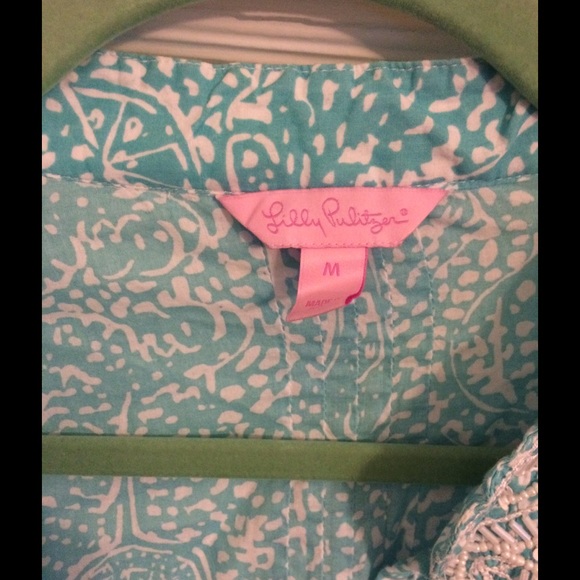 Lilly Tunic size medium - Picture 3 of 3