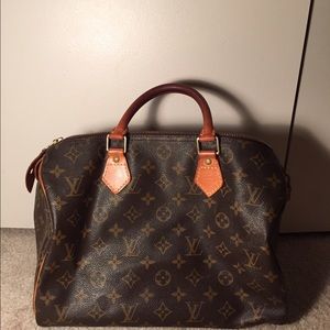 Louis Vuitton Speedy 30