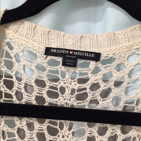 Brandy Melville Cream Cardigan - Picture 2 of 3