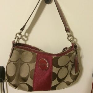Coach Shoulder Bag w/ leather handle & C print