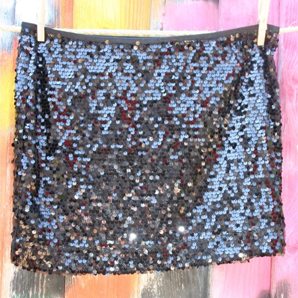 Sequined skirt