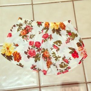 White floral shorts!