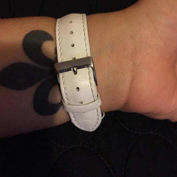 Guess leather watch main image 4