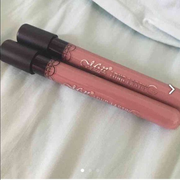 Kat Von D dupe