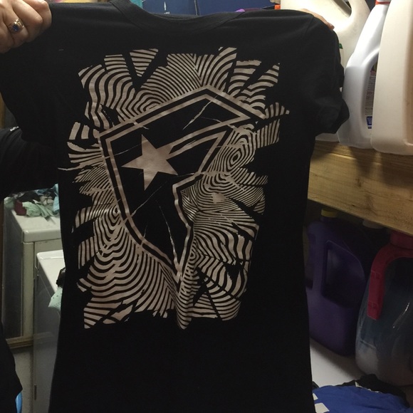 Famous star tee from tillys