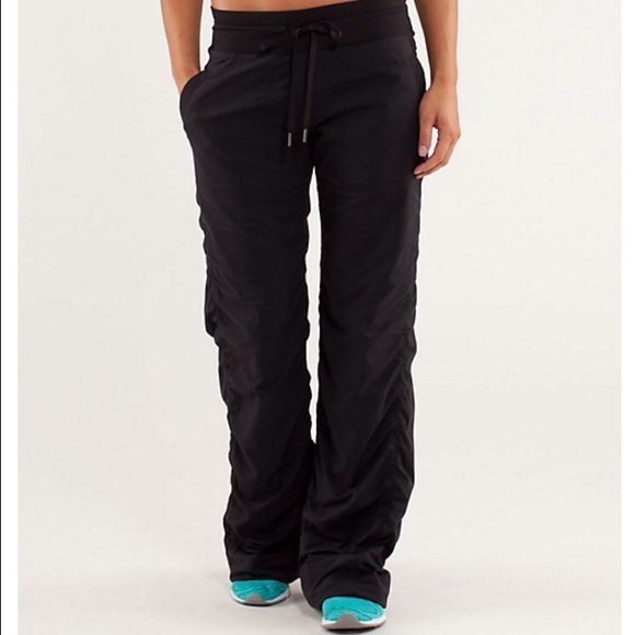 Lululemmon studio pants