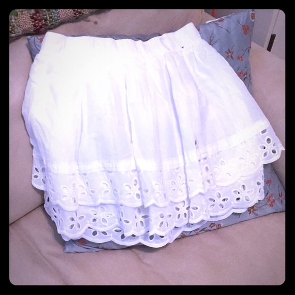 Abercrombie & Fitch Skirt - white