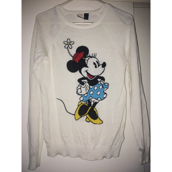 Minnie Mouse sweater-shirt.