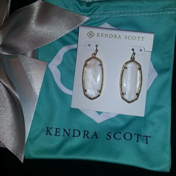 NWT kendra scott earrings