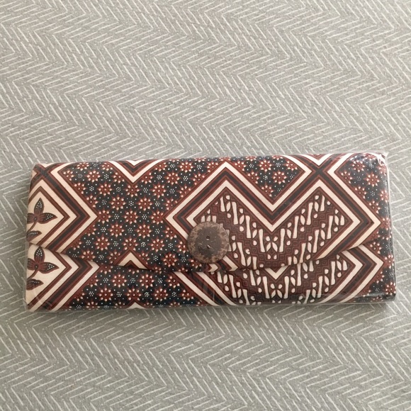 Handbags - Batik Clutch