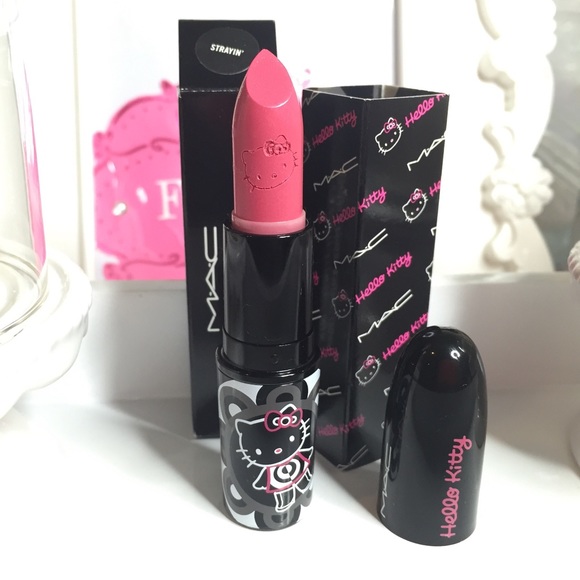 MAC BRAND NEW HELLO KITTY STRAYIN LIPSTICK - Picture 1 of 1