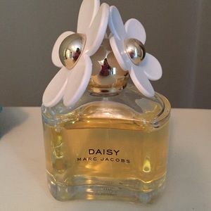 Marc Jacobs Daisy