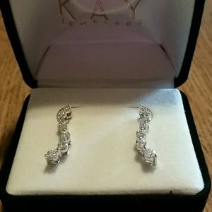 Journey diamond white gold earrings