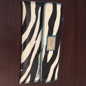 Michael kors zebra wallet