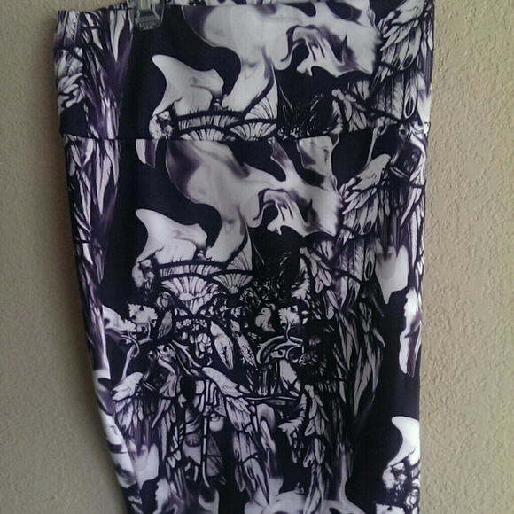 Torrid mini skirt