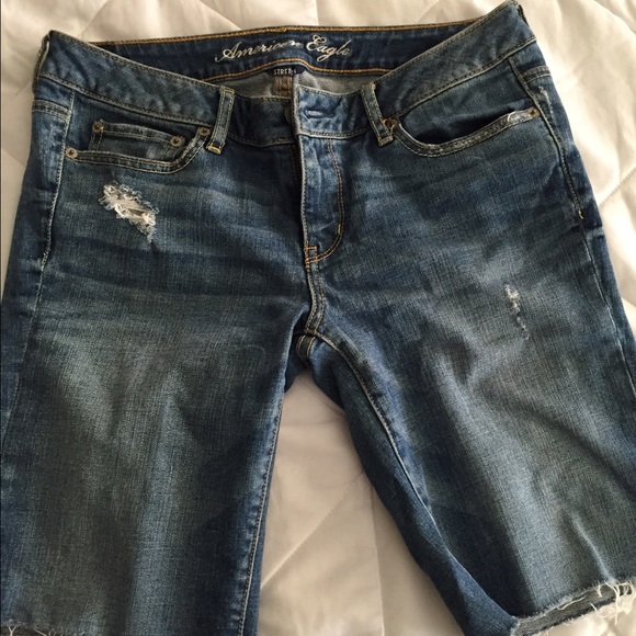 American Eagle shorts. 8 stretch
