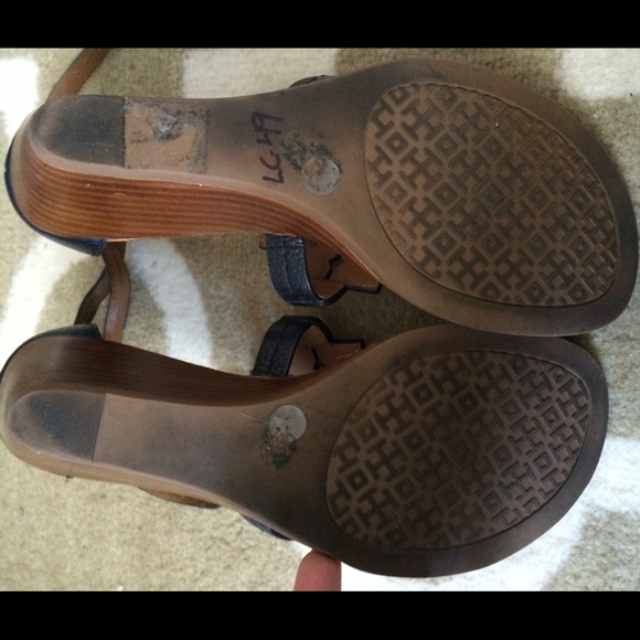 Tory Burch Chandler Wedge Sandal in Navy - Picture 2 of 4